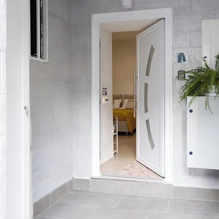 Le Porte Di Pompei B&B 스카파티